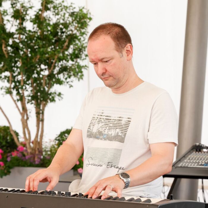 Raas_2015-adw.jpg